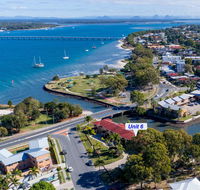 Elegant Waterfront Gem where the Ocean meets the Canal - Surfers Paradise Gold Coast