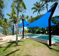 Ellis Beach Oceanfront Bungalows - Surfers Paradise Gold Coast