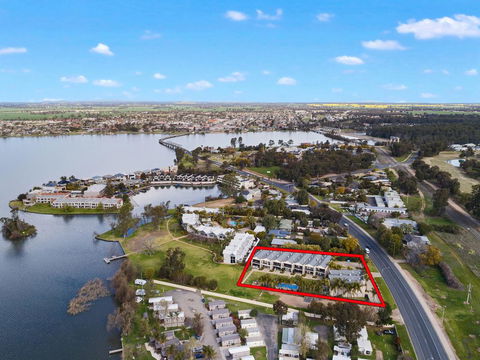 ELSINOR Townhouse 3 Mulwala - Surfers Paradise Gold Coast 3