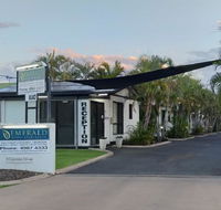 Emerald Motel Apartments - Surfers Paradise Gold Coast