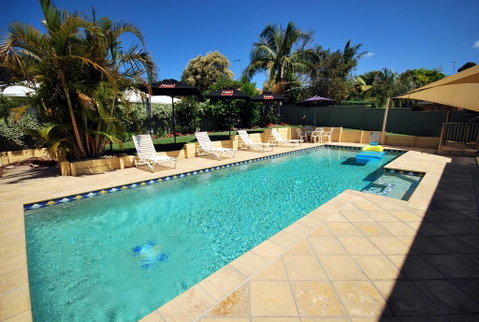 Endless Summer - Surfers Paradise Gold Coast 0