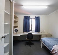 Erica Underwood House 6 Bedroom Flat - Surfers Paradise Gold Coast