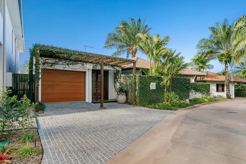 Esprit Luxury Retreat Palm Cove - Surfers Paradise Gold Coast 3