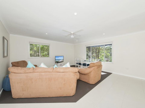 Essendene Road, Box Beach Retreat, 29 - Surfers Paradise Gold Coast 2