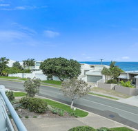 Expansive Ocean Views Sunrise Beach - Surfers Paradise Gold Coast