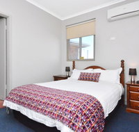 Eyre Hotel - Surfers Paradise Gold Coast