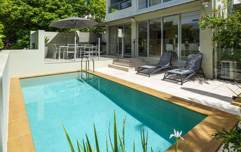 Fabulous 3 Bedroom Noosa Townhouse - Surfers Paradise Gold Coast 3