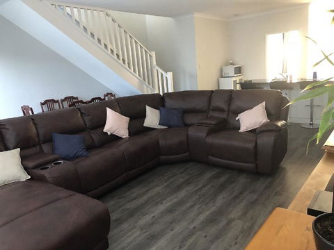 Falcon Bay 4x4 Townhouse - Surfers Paradise Gold Coast 3