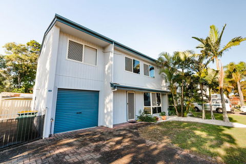 Family Getaway Close To Beach And Restaurants - Surfers Paradise Gold Coast 0