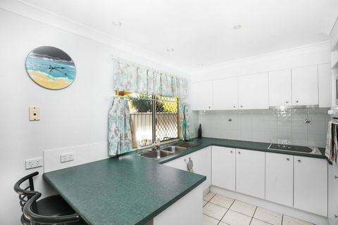 Family Getaway Close To Beach And Restaurants - Surfers Paradise Gold Coast 1