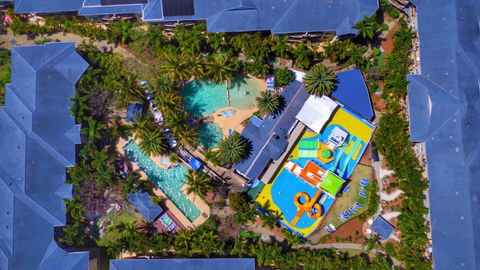 FAMILY PARADISE - Surfers Paradise Gold Coast 0