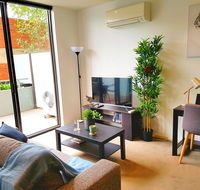 FITZROY FANTASTIC 1BR APT with FREE WINE NETFLIX WIFI close to TRAMS COLES - Surfers Paradise Gold Coast
