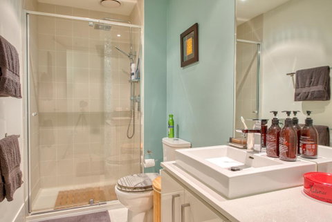 Fitzroy Lifestyle 1 Bed With Pool, Spa, Sauna & Gym - Surfers Paradise Gold Coast 3