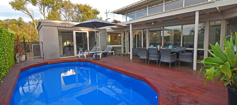 FLORENCE HOUSE Sundrenched Luxury With Pool & Deck - Surfers Paradise Gold Coast 0