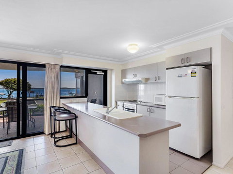 Florentine, Unit 2/11 Columbia Close - Surfers Paradise Gold Coast 1