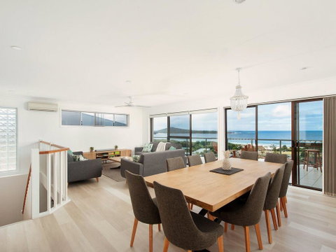 Forever Fingal At Fingal Bay - Surfers Paradise Gold Coast 1