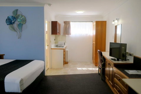 Forster Motor Inn - Surfers Paradise Gold Coast 2