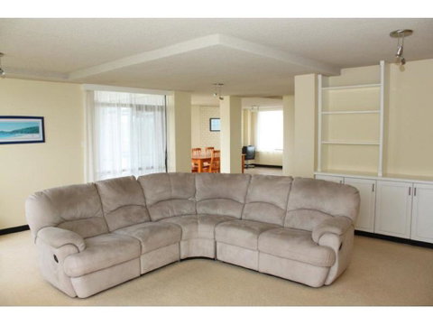 Fountain Court 25 18 Lord Street - Surfers Paradise Gold Coast 2
