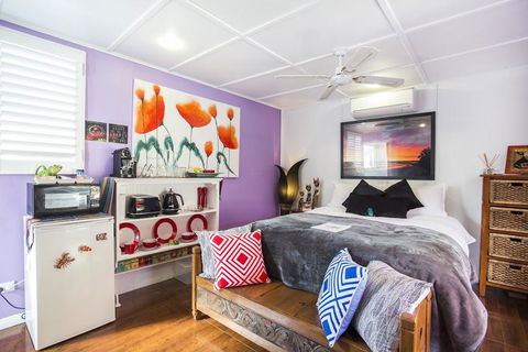 Frog Hollow - Surfers Paradise Gold Coast 0