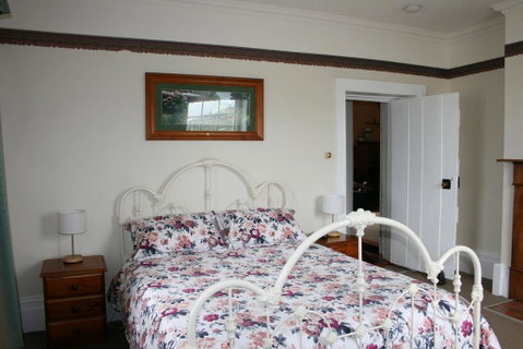 Gaol House Cottages - Surfers Paradise Gold Coast 0