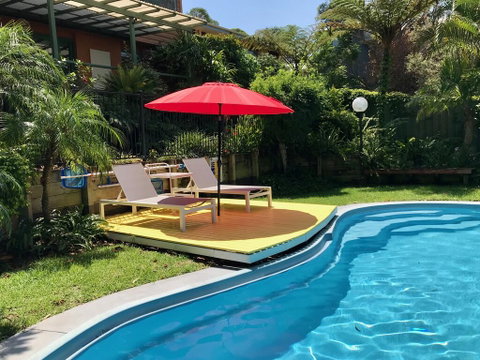 Gindalan - Surfers Paradise Gold Coast 0