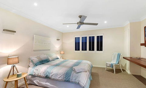 Gold Coast Beachfront Mansion - Surfers Paradise Gold Coast 1