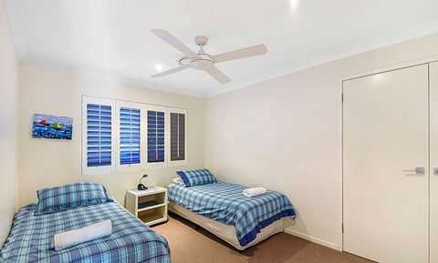 Gold Coast Beachfront Mansion - Surfers Paradise Gold Coast 2