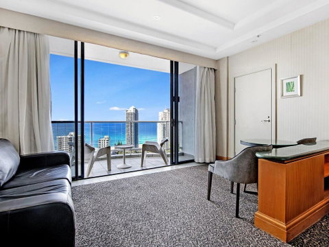 Gold Tower 20th Level Suite With Kitchenette - Surfers Paradise Gold Coast 2