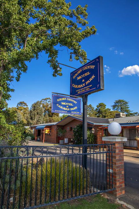 Golden Country Motel And Caravan Park - Surfers Paradise Gold Coast 3