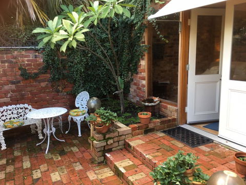 Gorgeous Studio 2 Minutes From The Heart Of Subiaco - Surfers Paradise Gold Coast 0