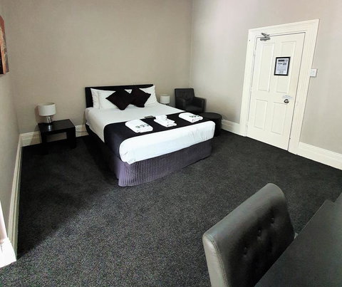 Grand Hotel - Surfers Paradise Gold Coast 2