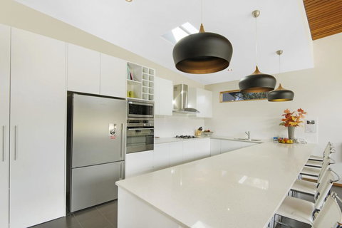 Grey Mare Chalet - Surfers Paradise Gold Coast 3