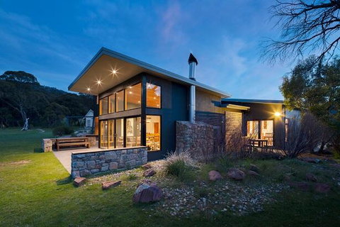 Grey Mare Chalet - Surfers Paradise Gold Coast 0