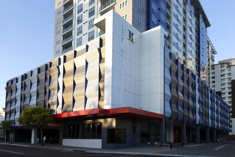 H On Mitchell Apartment Hotel - Surfers Paradise Gold Coast 0