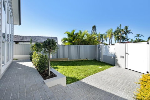 Hamptons #1 Broadbeach Apartment - 1 Bedroom - New Luxurious - Surfers Paradise Gold Coast 1