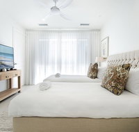 Hamptons Style 2 Bedroom Executive Luxury Apartment - Surfers Paradise Gold Coast