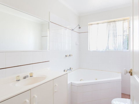 Haven Waters 6 - Surfers Paradise Gold Coast 2