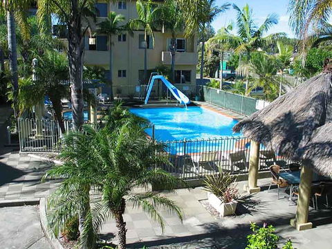 Hawks Nest Accommodation - Surfers Paradise Gold Coast 0