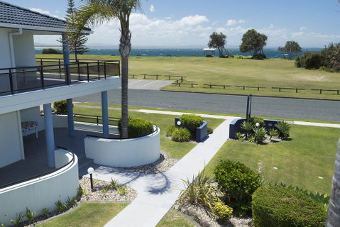 Hi Surf Unit 3, 92 Head St, Forster - Surfers Paradise Gold Coast 2