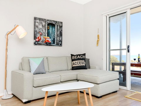 High Tide - Wallaroo Beachfront Property - Pet-Friendly - Surfers Paradise Gold Coast 2