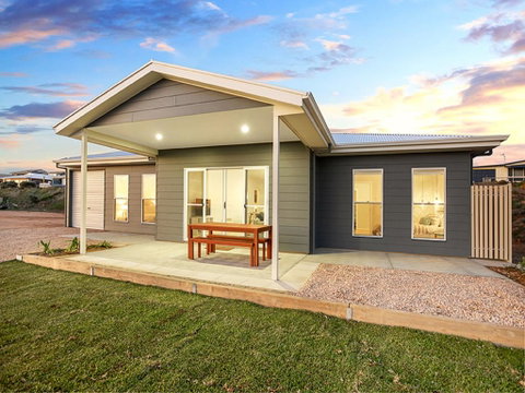 High Tide - Wallaroo Beachfront Property - Pet-Friendly - Surfers Paradise Gold Coast 1