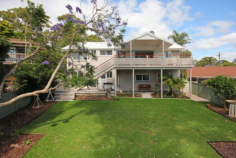 HILLTOP HAVEN In MOLLYMOOK - Surfers Paradise Gold Coast 0
