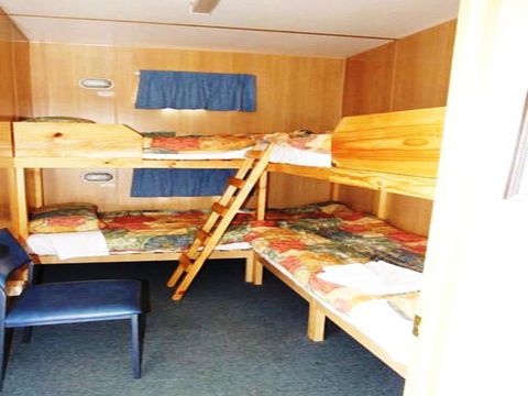 Hobart Bush Cabins - Surfers Paradise Gold Coast 0