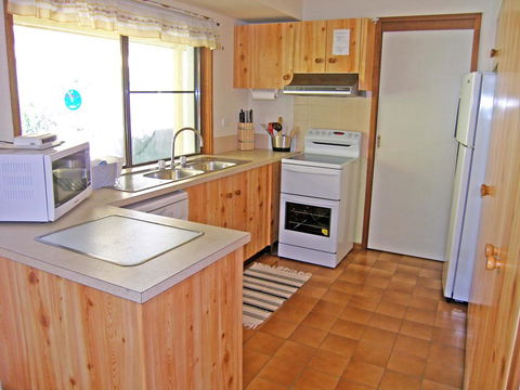Home Away @ Callala Bay - Surfers Paradise Gold Coast 1