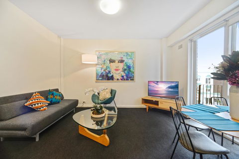 HomeHotel-Urban Retreat In Secure Boutique Block - Surfers Paradise Gold Coast 0