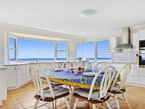 Horizon - SPECIAL OFFER 3 FOR 2 - Surfers Paradise Gold Coast 3