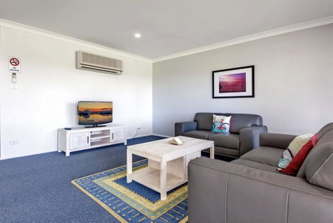 Horizons Golf Club, Villa 126 - Surfers Paradise Gold Coast 1
