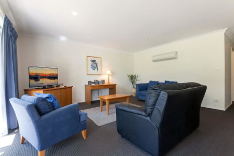 Horizons Golf Club, Villa 135 - Surfers Paradise Gold Coast 1