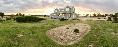 Jackaleah Farm Stay - Surfers Paradise Gold Coast 0