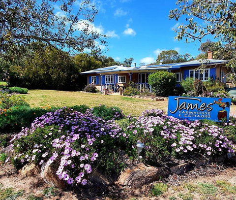 James Farmhouse - Surfers Paradise Gold Coast 3
